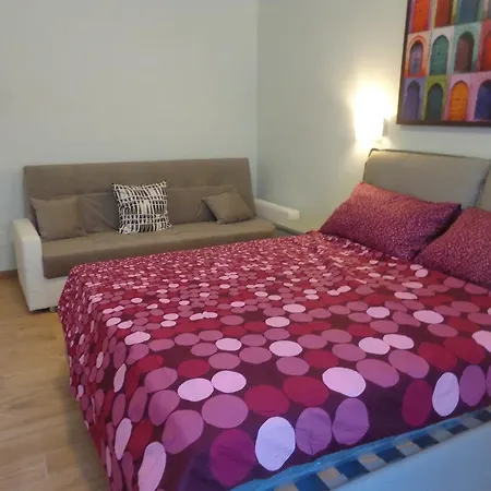 Lungarno Colombo Флоренция